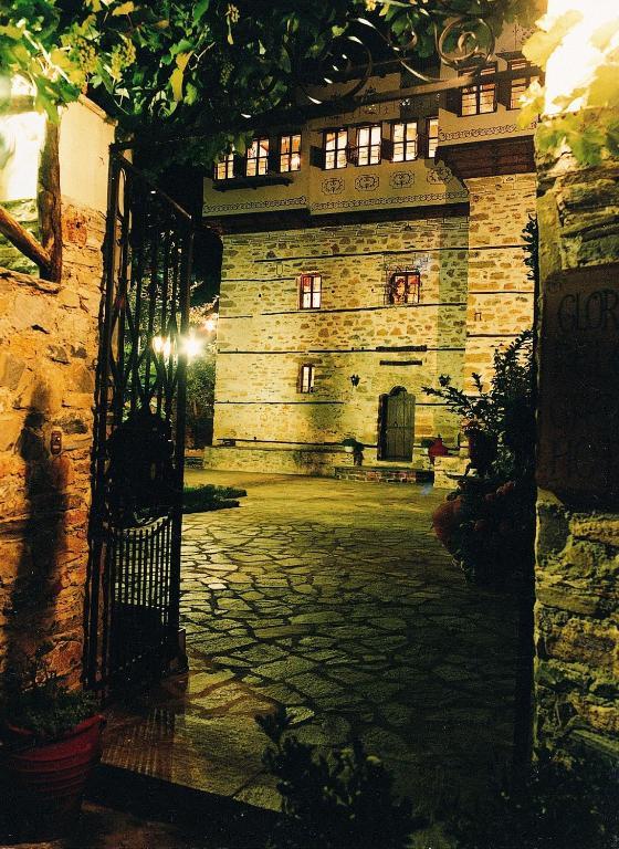 Glorious Peleys Castle Hotel Vizitsa Exterior photo